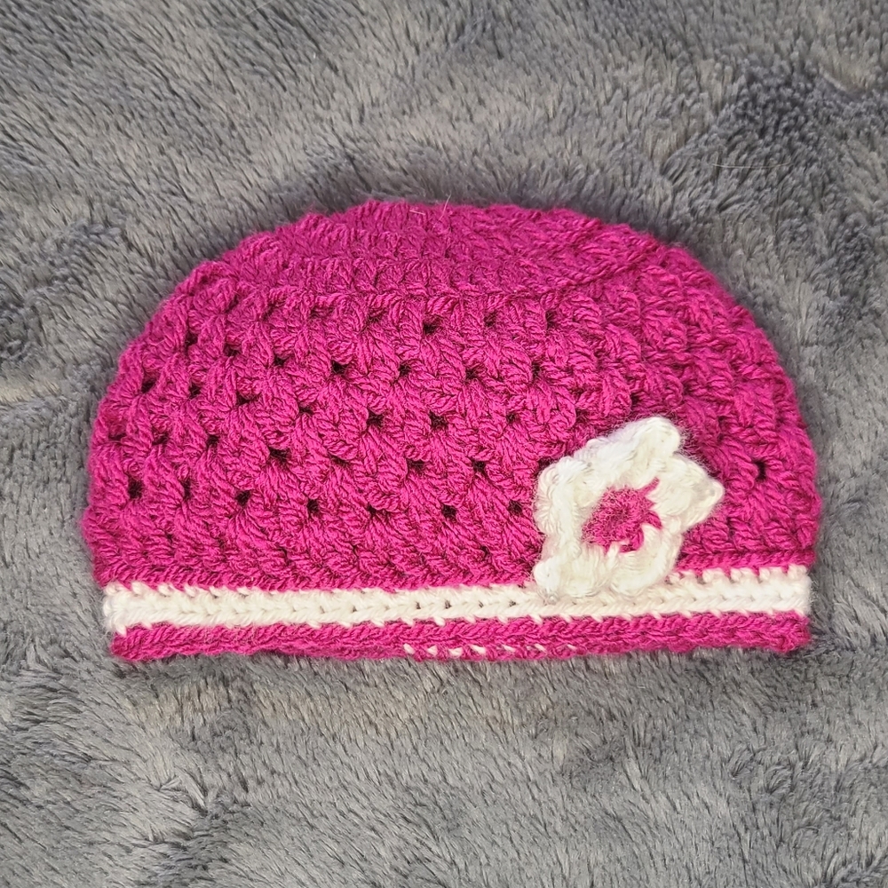 Hand Crafted 0-3 months crochet baby hat